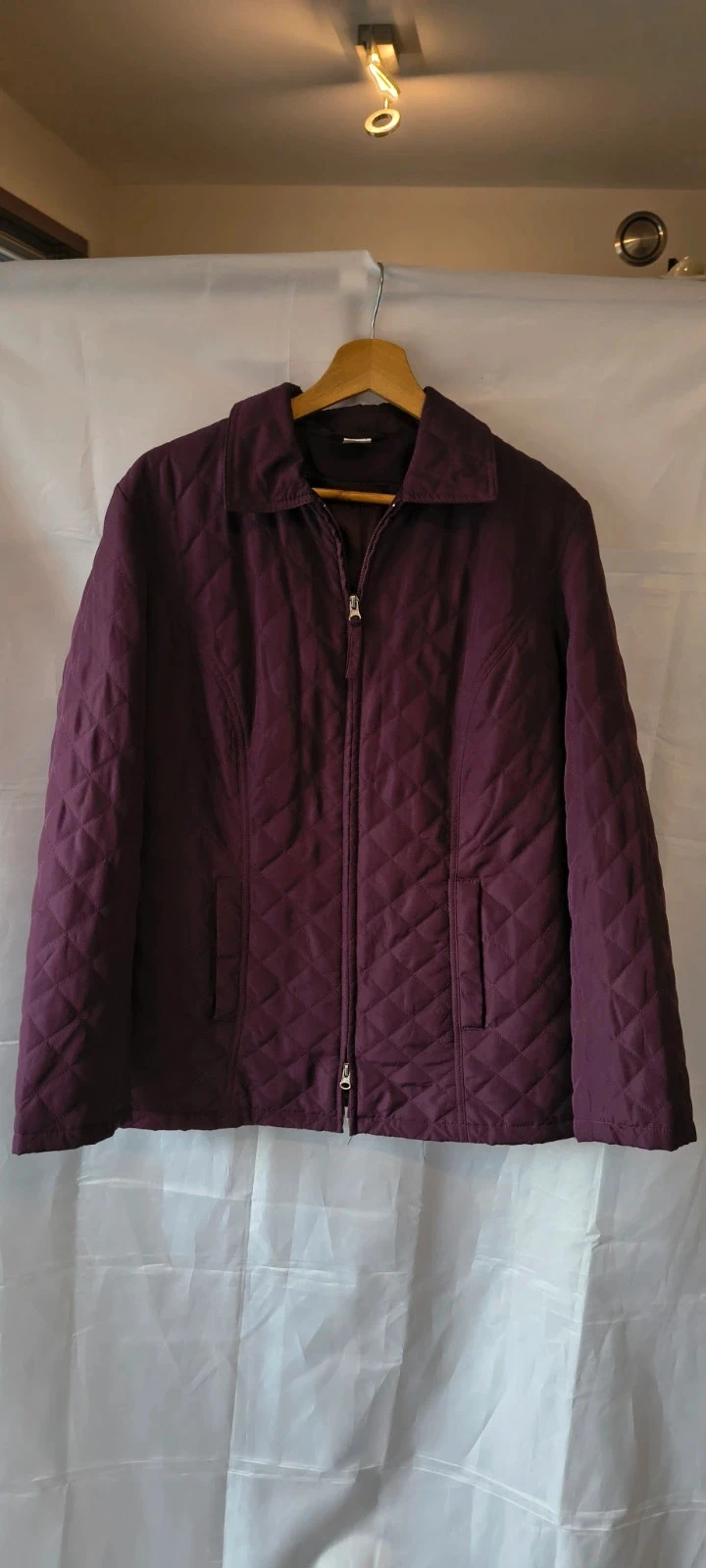 Casaco acolchoado Bordeaux | Tamanho 40 | Leve e elegante | Perfeito para primavera/outono |#296 – photo 4